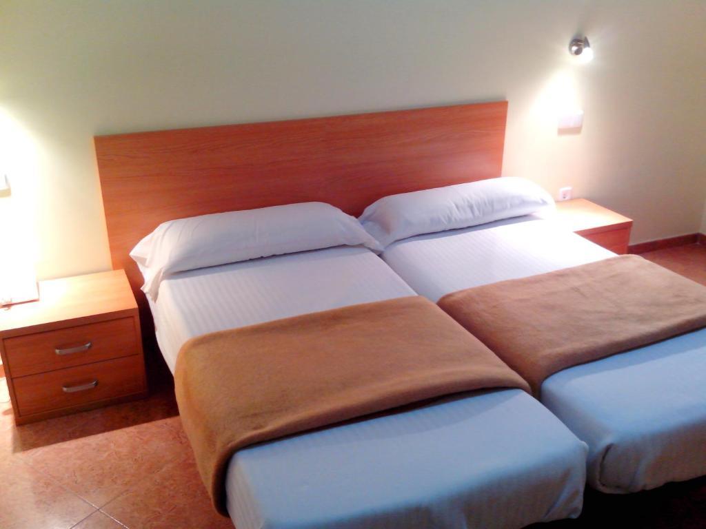 Hotel Rc Ramon Y Cajal Cuenca  Rum bild