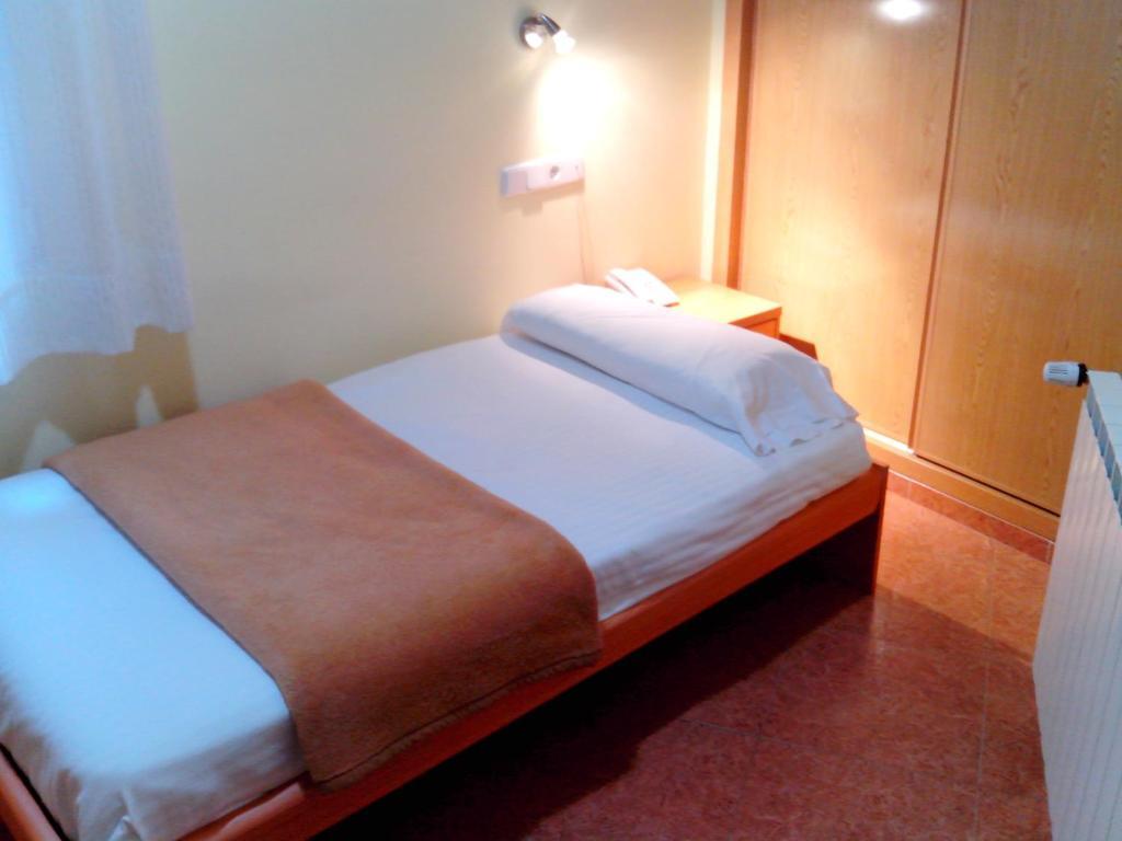 Hotel Rc Ramon Y Cajal Cuenca  Rum bild