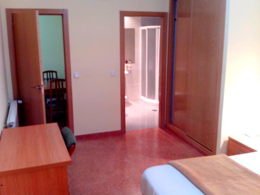 Hotel Rc Ramon Y Cajal Cuenca  Rum bild